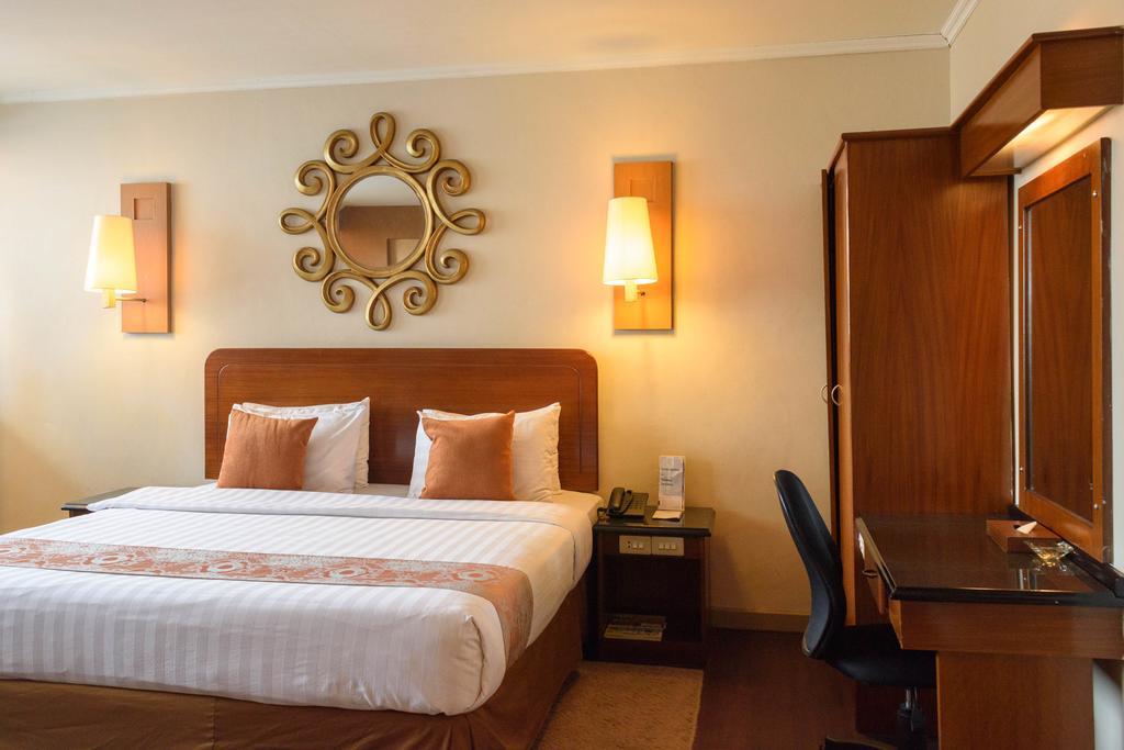 Hotel Gajahmada Pontianak Luaran gambar